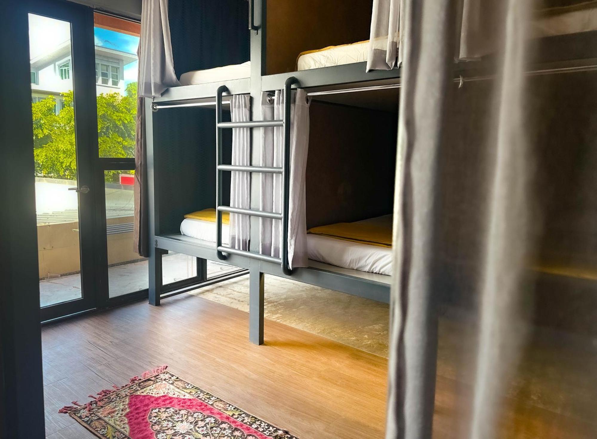 Arch Dormitorio Cenang Pantai Cenang  Exterior foto